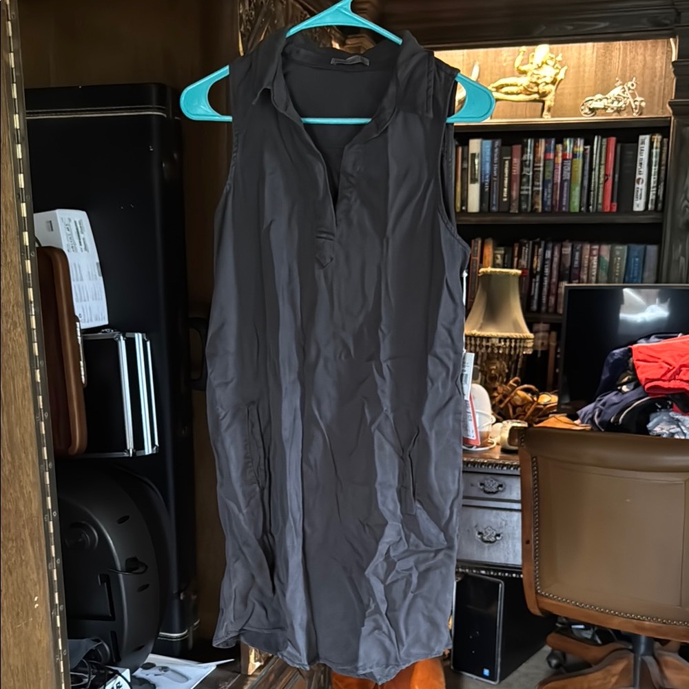 Dex Gray Sleeveless Midi Dress